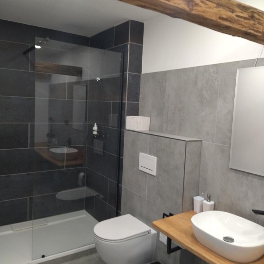 Apartmany S Vyhledem Na Zamek วิมแปร์ค ภายนอก รูปภาพ